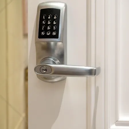 Paradise Center Premium 1 *