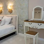 Paradise Center Premium 1
