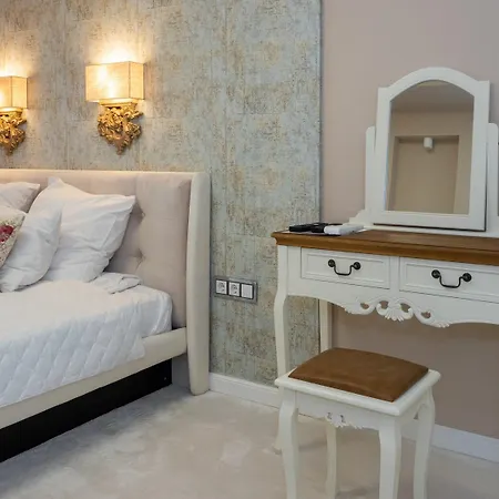 Paradise Center Premium 1