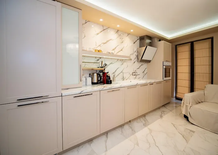 Paradise Center Premium 1